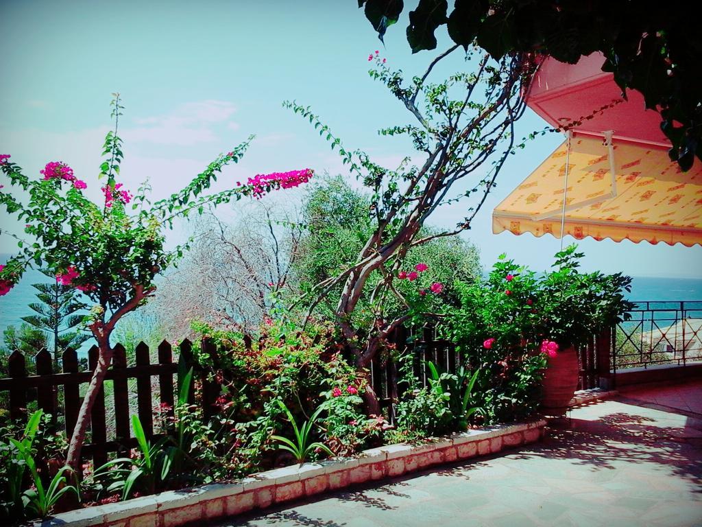Villa Giovanni Paralia Vrachou Ngoại thất bức ảnh