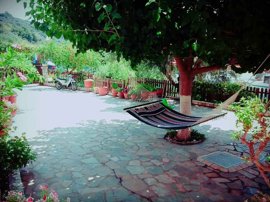 Villa Giovanni Paralia Vrachou Ngoại thất bức ảnh